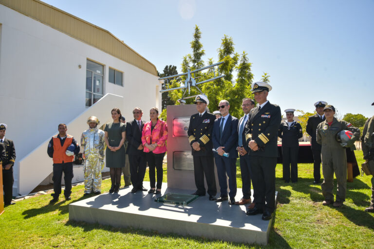 Aviación Naval conmemora su centenario contribuyendo a la defensa y desarrollo del país