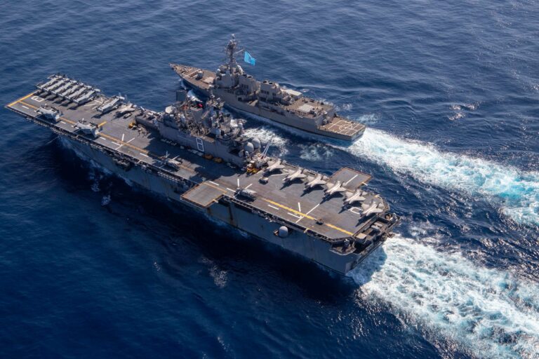 China amenaza con  “consecuencias graves” por ejercicios navales de EEUU en  <strong>Mar de la China Meridional</strong>