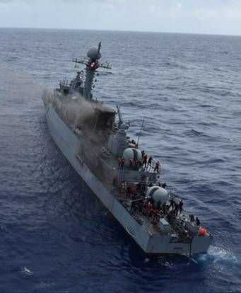 Corbeta BAP Guise incendio 2