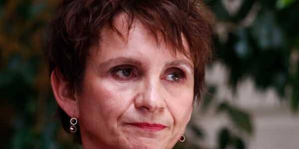 01-212051_t68v_A_UNO_1399269-600x300-1