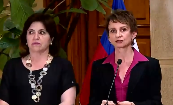 Opera Captura de pantalla_2022-11-30_215845_twitter.com