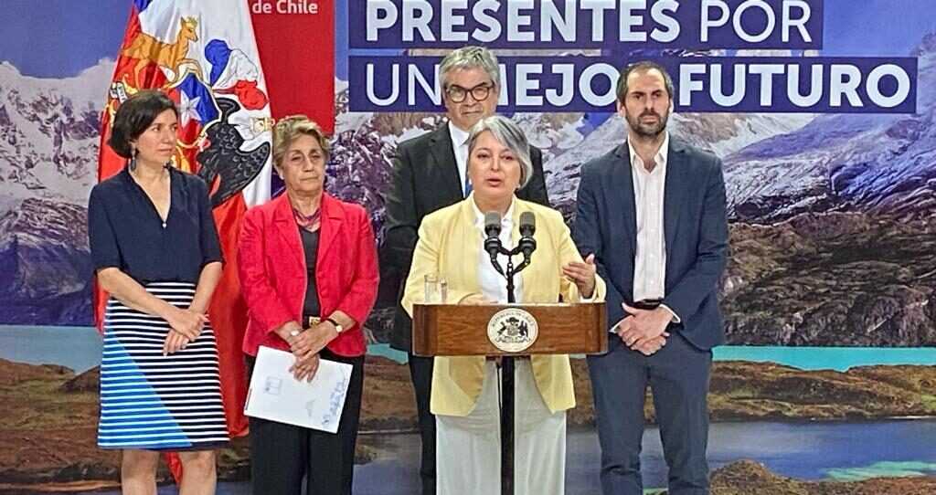 Ministra del Trabajo, Jeanette Jara