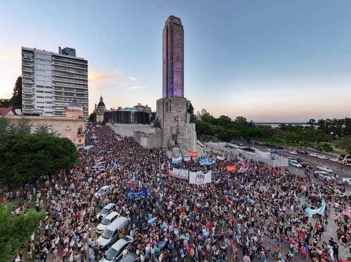 protesta en rosario22dic2023