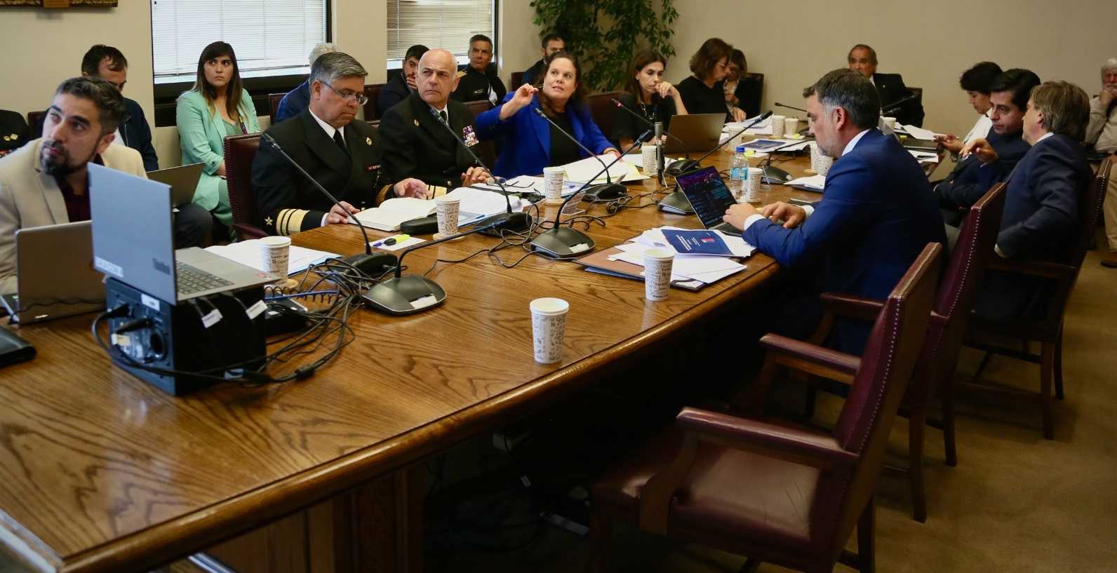 Discusión proyecto aumento plazas oficiales Litoral ACh Senado 05-03-2024