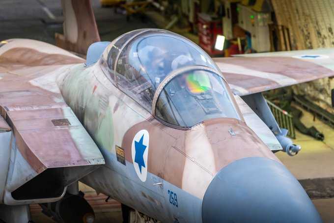 Avión de combate israelí