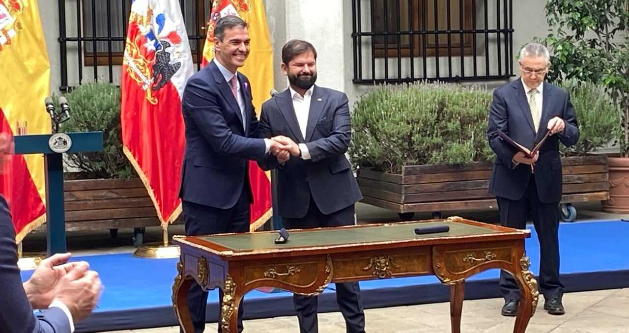 Gabriel Boric y Pedro Sánchez La Moneda 08-03-2024