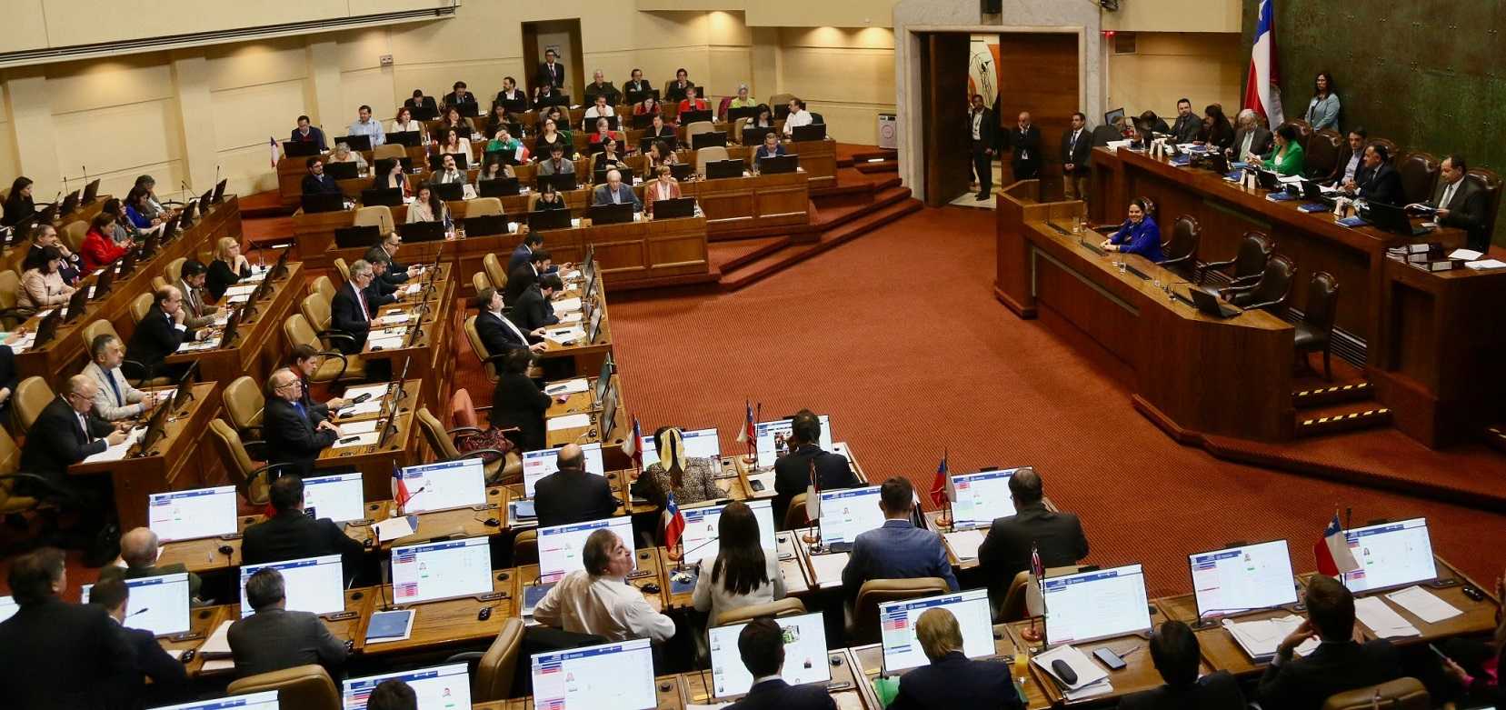 Cámara aprobación aumento planta oficiales Litoral 23-04-2024