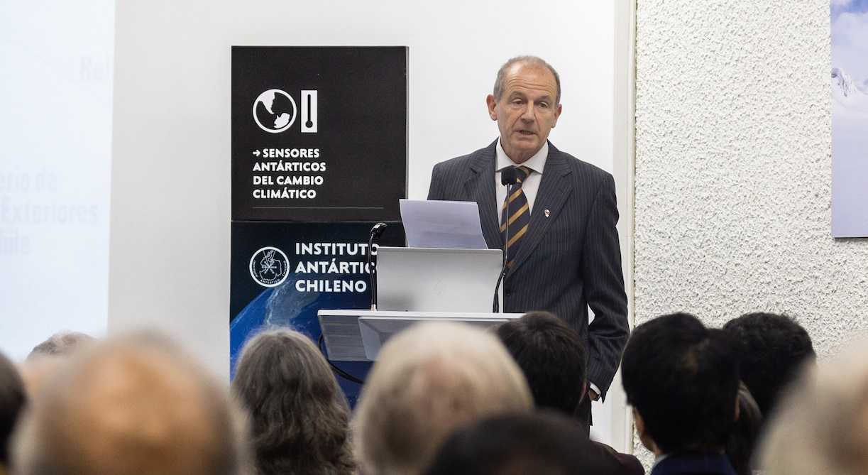 Dr. Gino Casassa Director INACh 17-07-2024