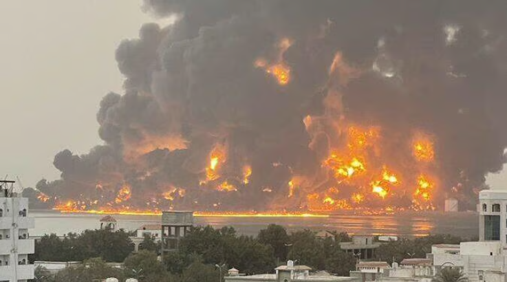 yemenpuertoatacadoisrael20julio