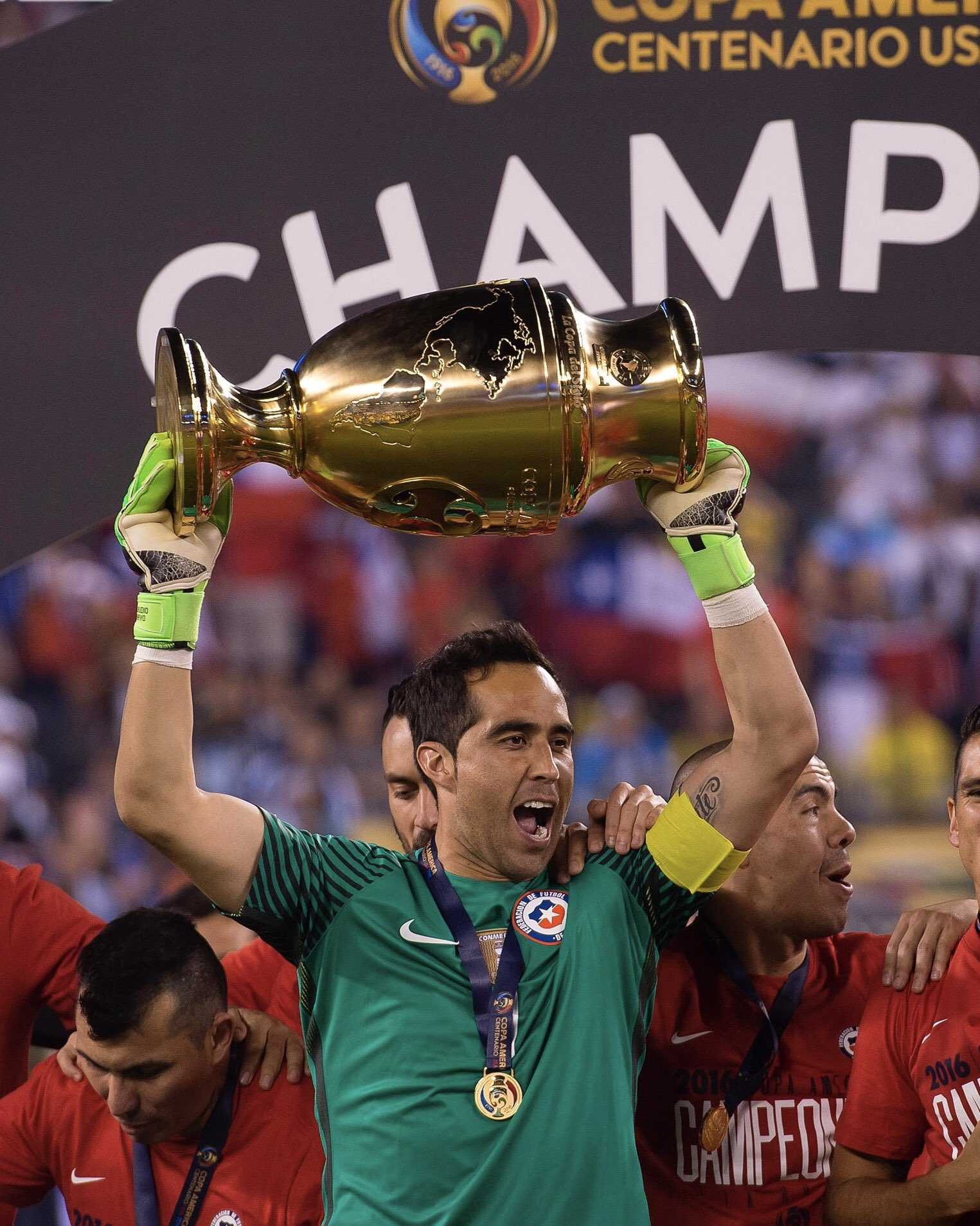 Claudio Bravo