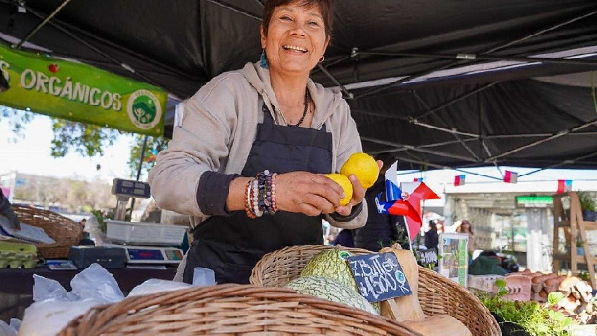 INDAP Inaugura Nuevo Mercado campesino en Maipú-1Interior