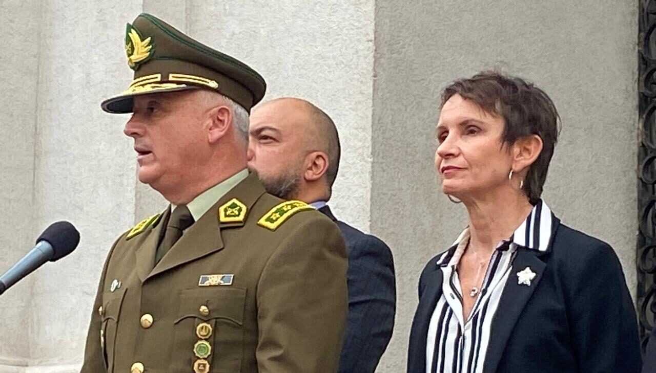 General Marcelo Araya y ministra del Interior Carolina Tohá