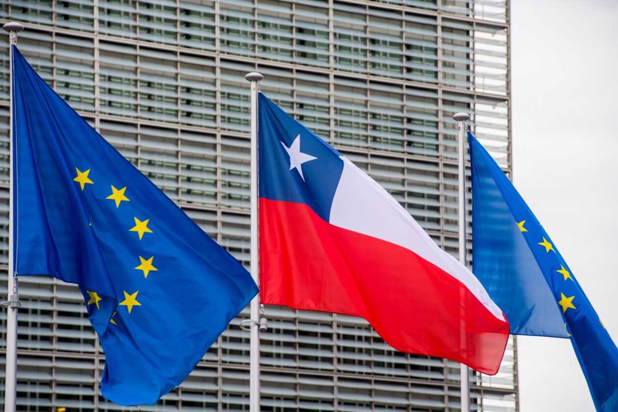 bandera-chile-eu-scaled