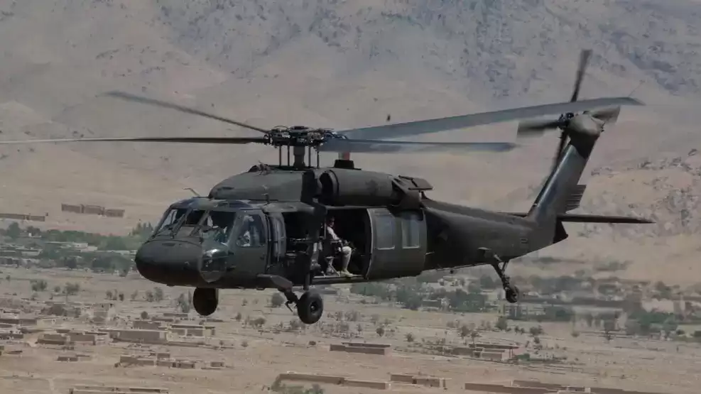 sikorsky-uh-60-black-hawk-1816990