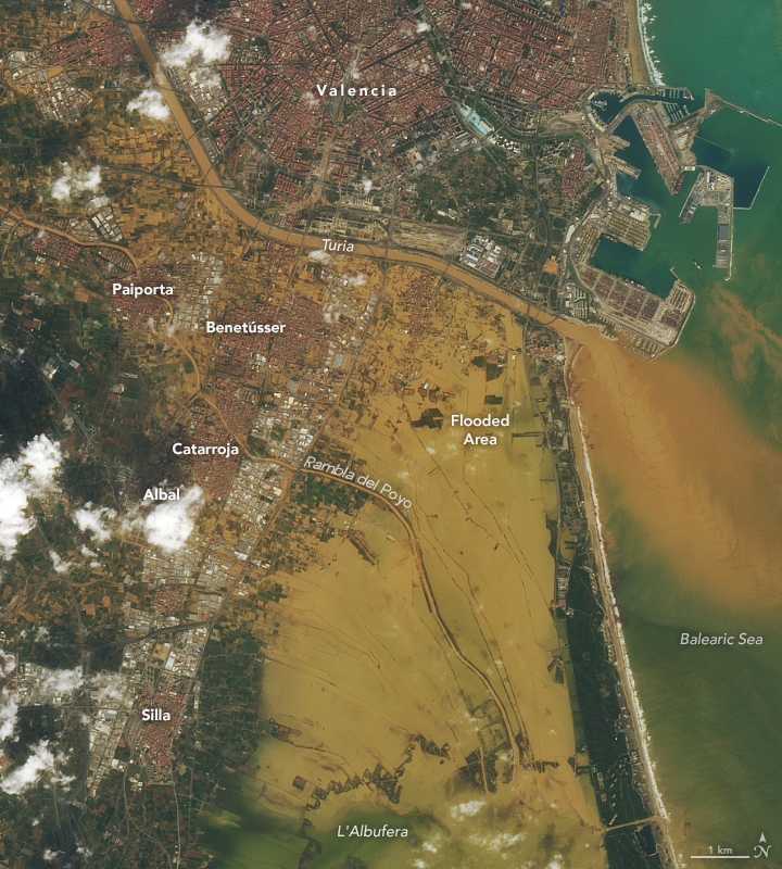 valenciaflooding_oli_20241030