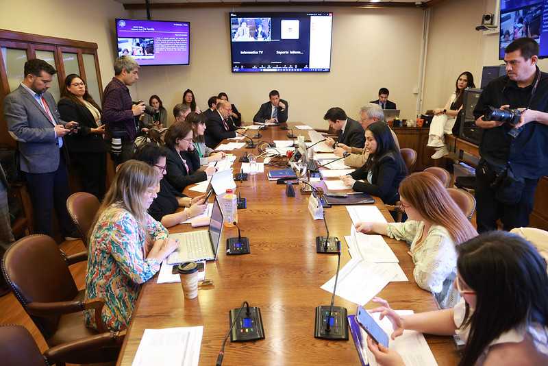 Comision-de-Familia-