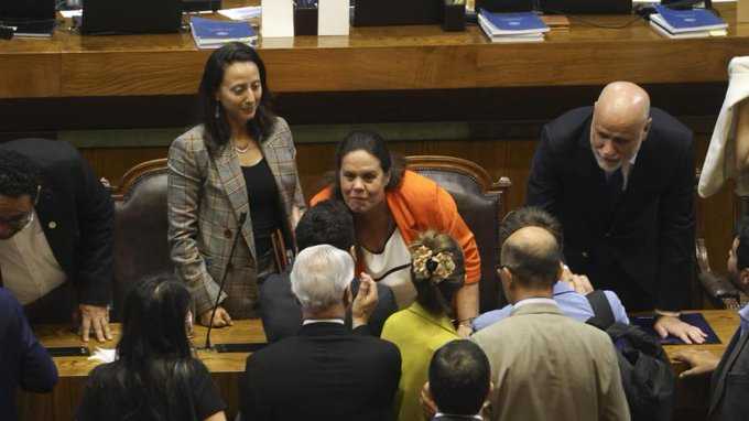 AC Maya Fernández decl Álvaro Elizalde