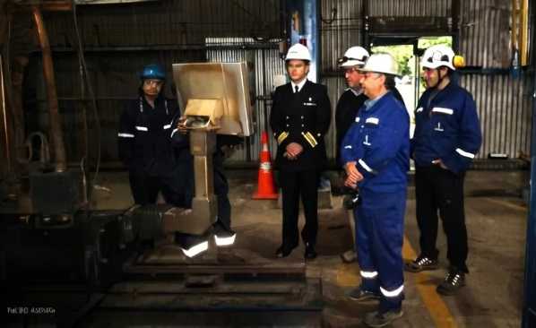 Corte primera plancha barcazas Escotillon IV Asenav