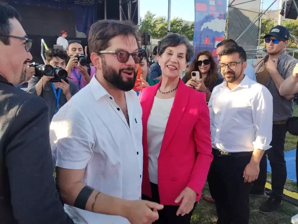 organo-constitucional-de-chile-destituye-a-la-senadora-socialista-isabel-allende_71b33896-c31f-47cd-a769-4a0a036f29ae_medialjnimgndimage=fullsize