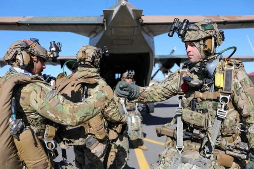 Ejercicio Estrella Austral