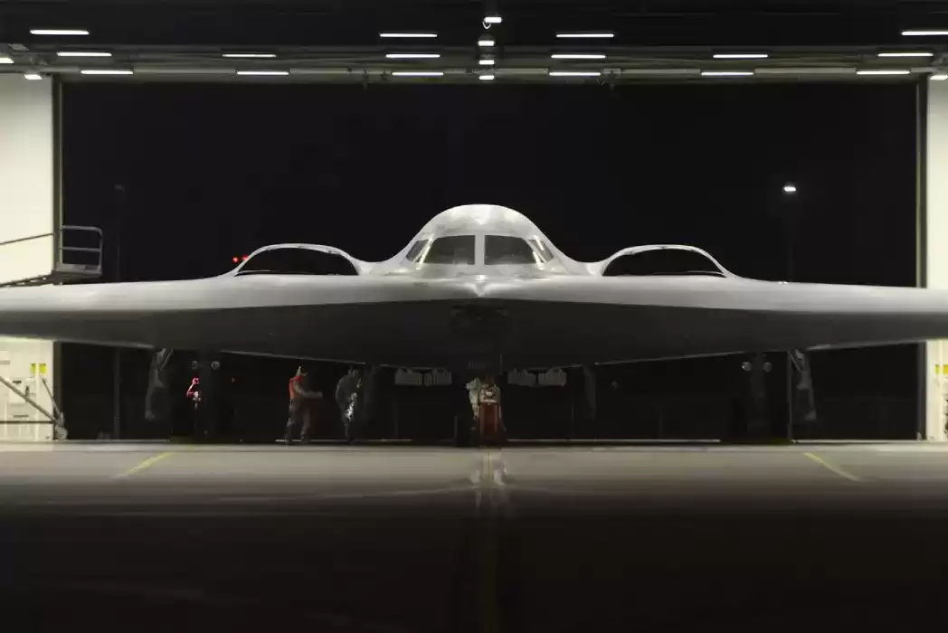 ¿Inminente ataque a Irán? EEUU amenaza la estabilidad mundial y manda bombarderos B-2 a Guam