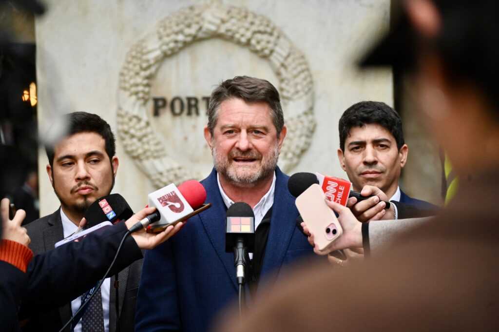 CDE-GOBERNADOR-2-1024x681