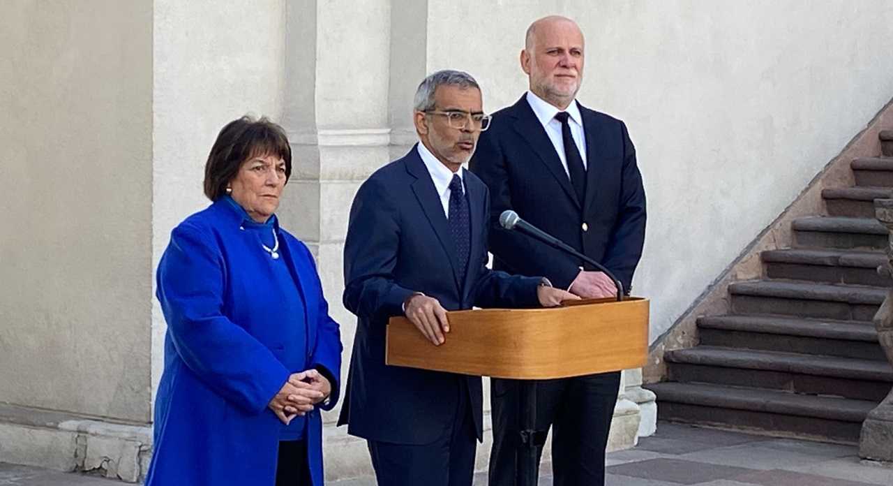 Ministro Luis Cordero acompañado por ministros de Defensa e Interior - La Moneda 08-07-2025