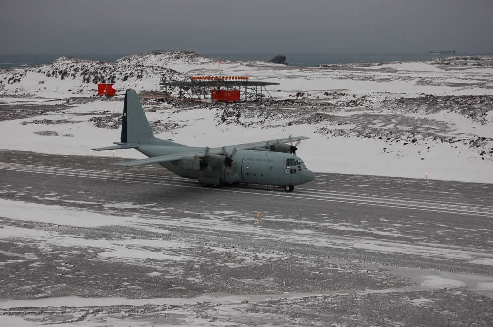OBRAS-AEROPUERTO-ANTARTICA-1-980x650