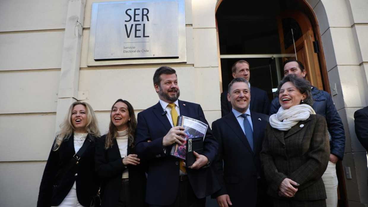 Johannes Kaiser inscribió candidatura ante el Servel
