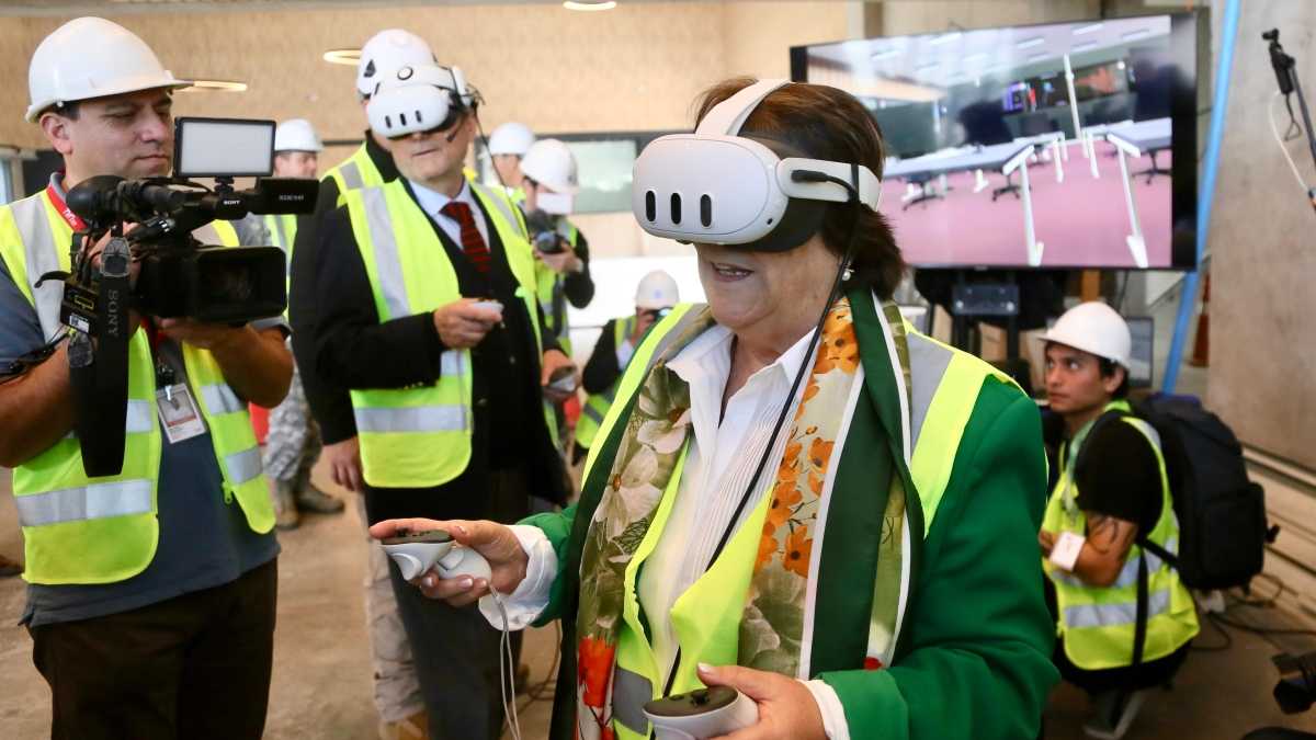 Ministra de Defensa Centro Espacial Nacional 06-08-2025