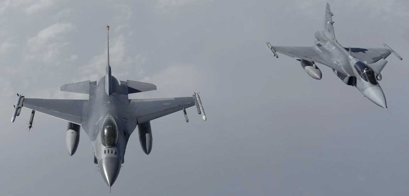 F-16 Gripen