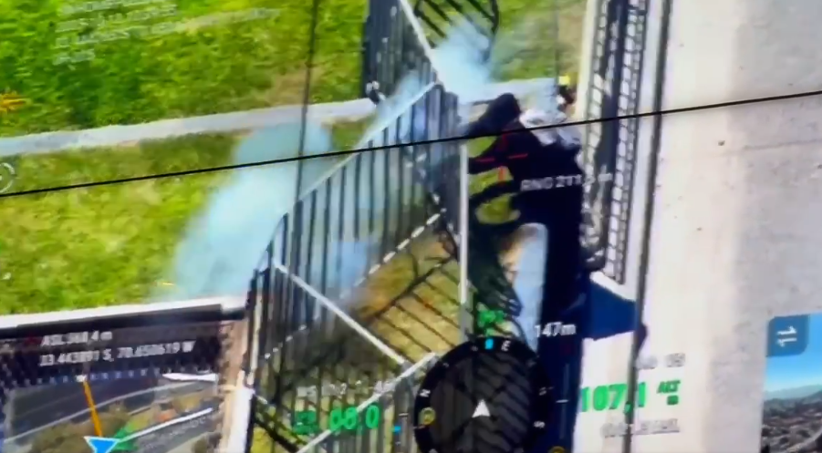 Opera Captura de pantalla_2025-10-12_134901_x.com