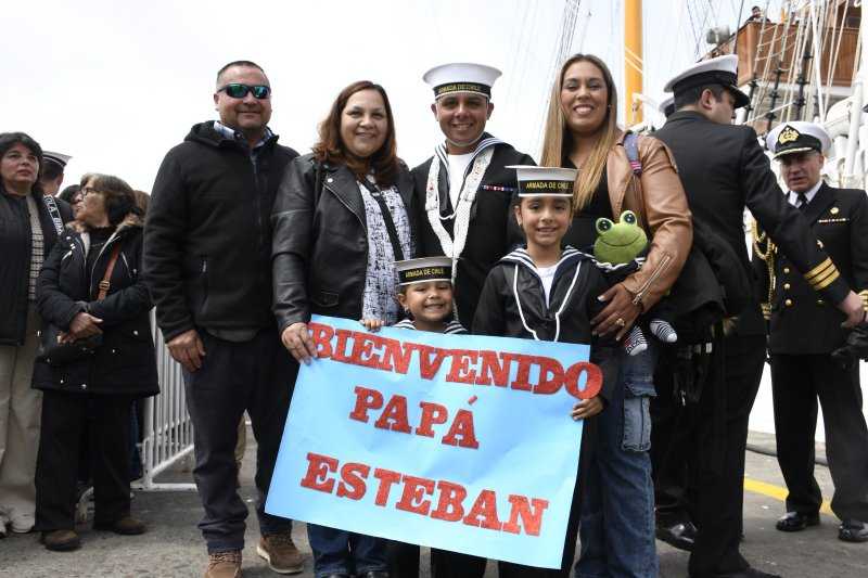 Retorno Buque Escuela Esmeralda Valparaíso 10-10-2025 3