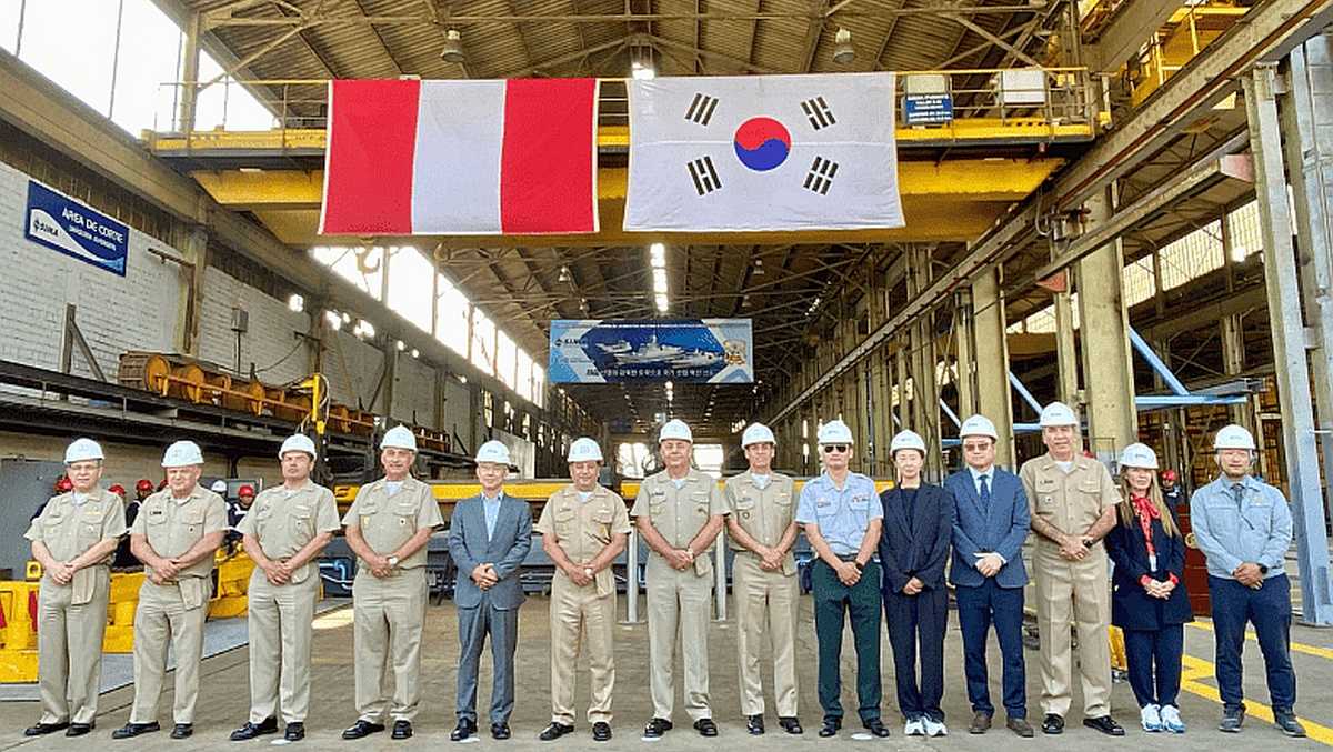 Corte de plancha nueva fragata peruana SIMA Callao 17-11-2025