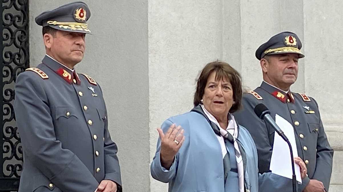 General Javier Iturriaga - Ministra Adriana Delpiano - General Pedro Varela La Moneda 10-11-2025
