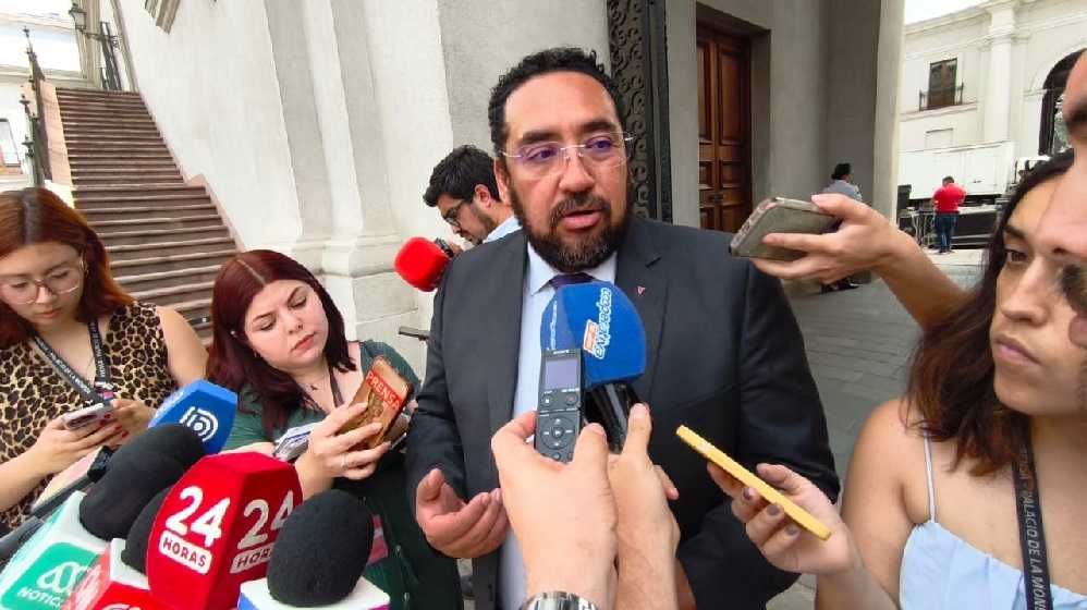 Ministro de Eduación Nicolás Cataldo La Moneda 30-12-2025