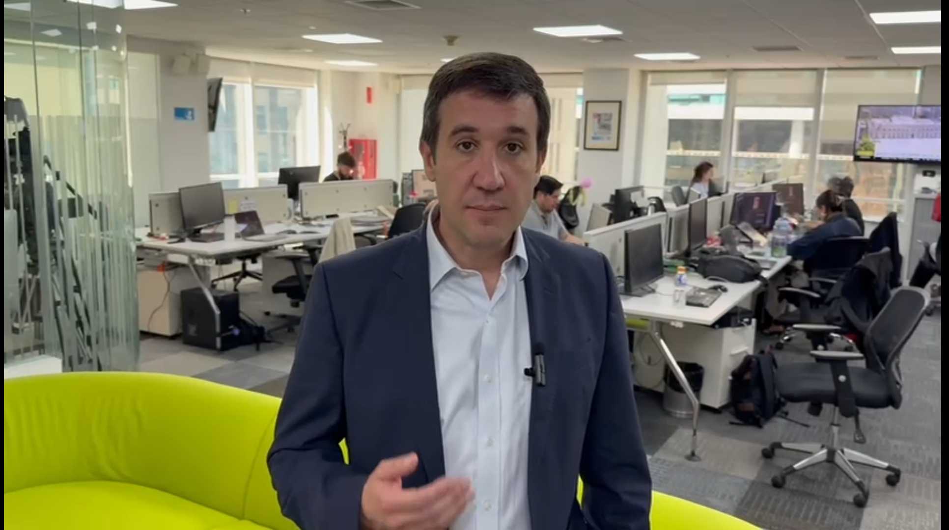 Screenshot_2025-12-18-11-29-49-249_com.whatsapp-edit