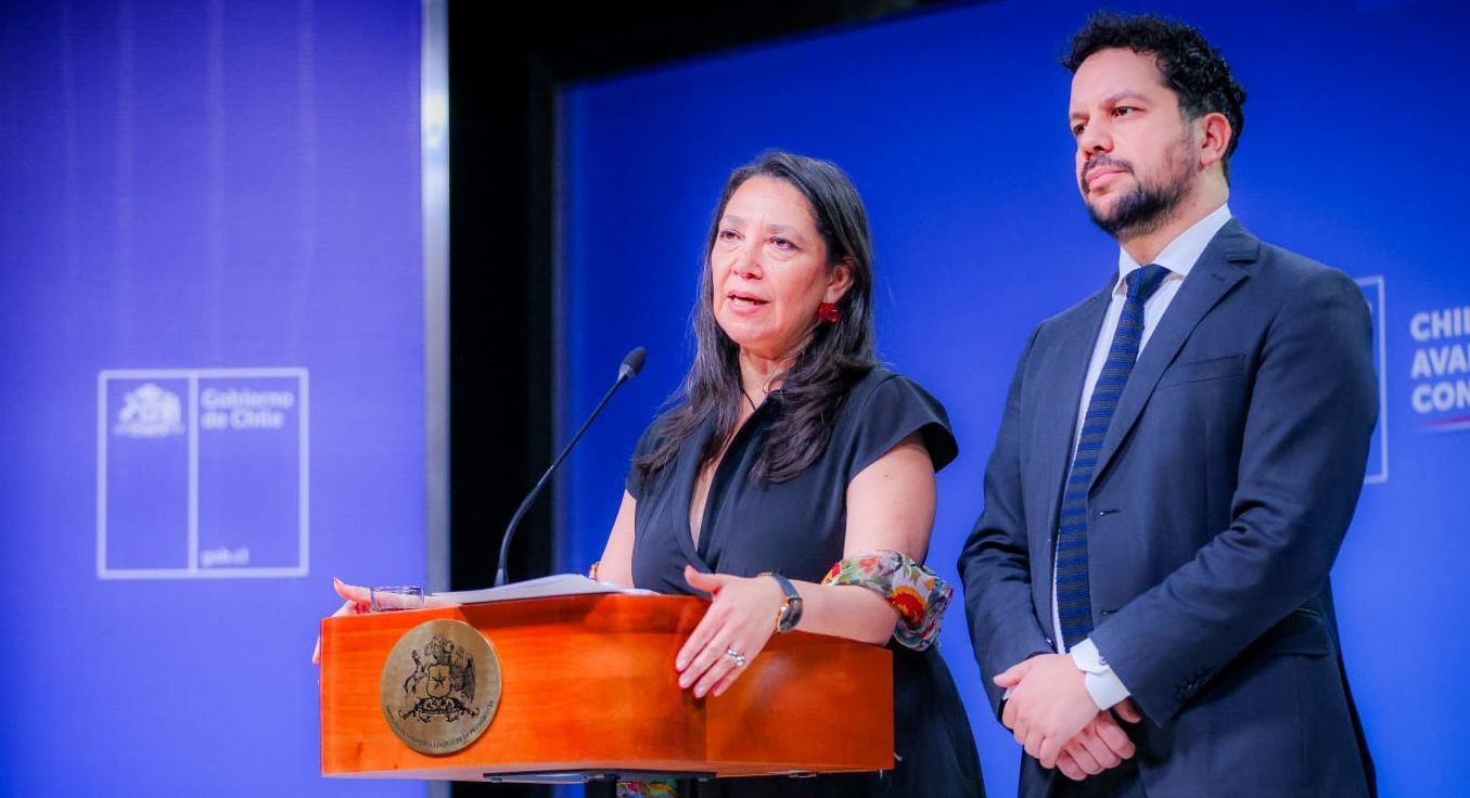 Minstra Segpres Macarena Lobos y subsecretario Nicolás Facuse 29-01-2026