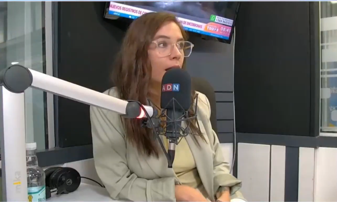 Opera Captura de pantalla_2026-02-11_105355_x.com