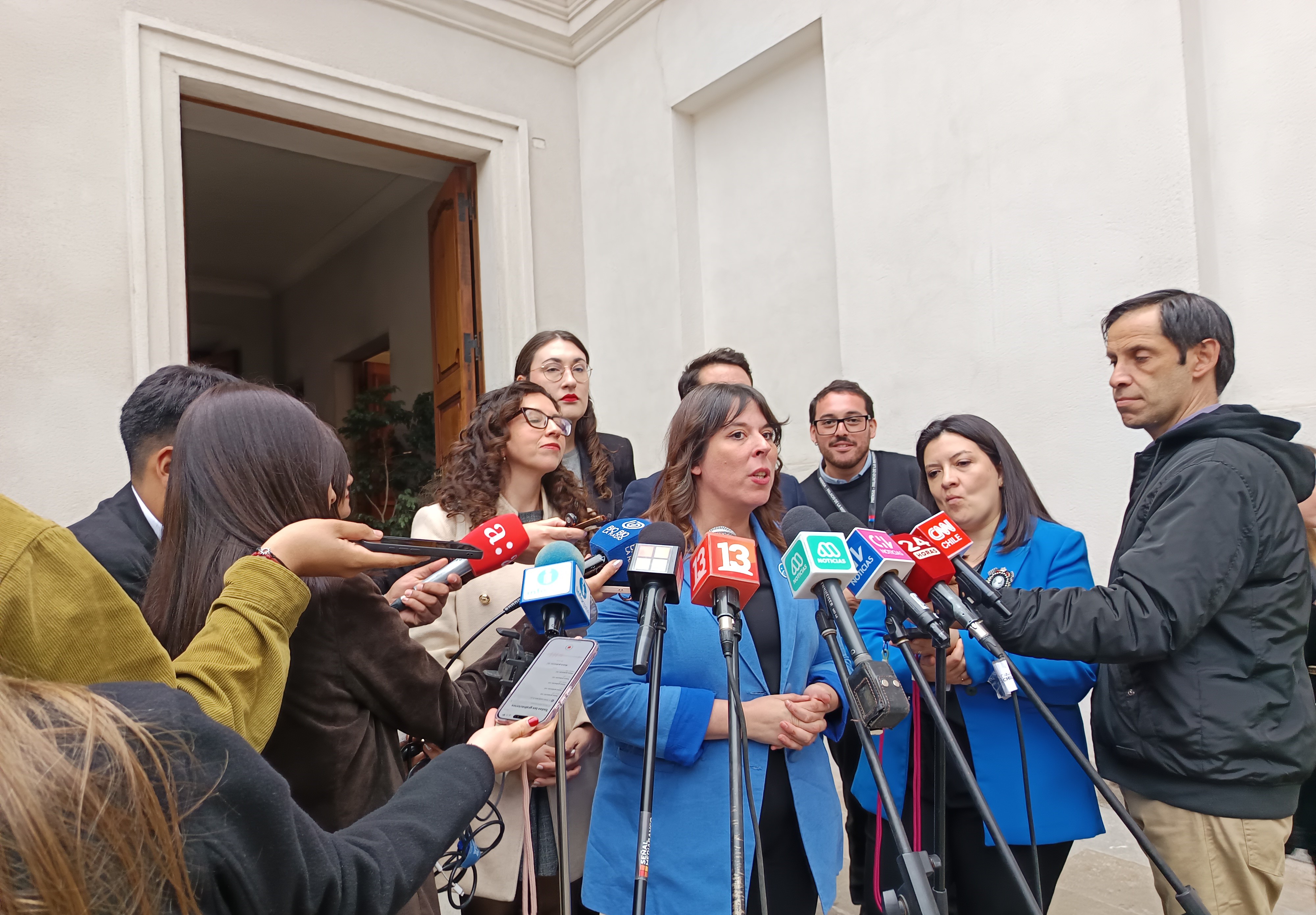 FA insiste en rechazar proyecto “misceláneo” si no se discute separadamente reconstrucción y reforma tributaria