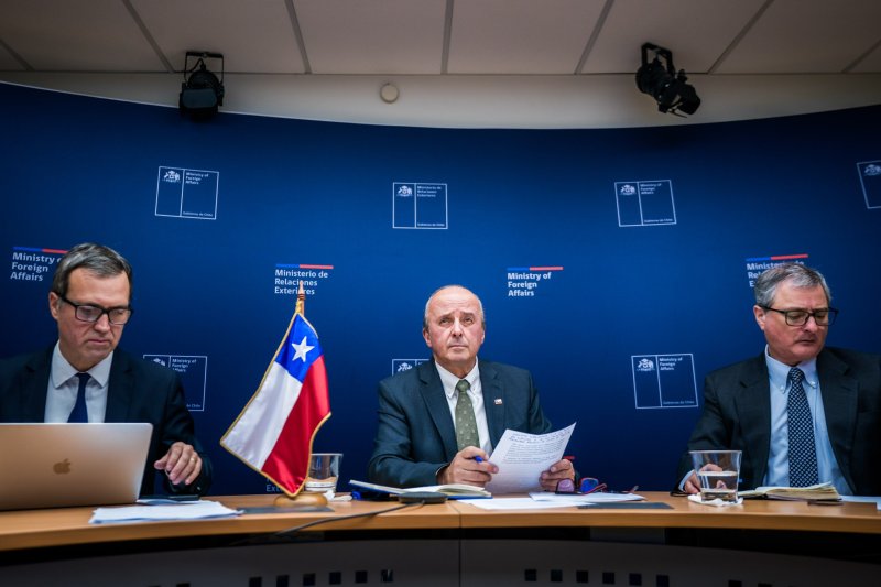 Chile considera “inaceptable” cierre del Estrecho de Ormuz por parte de Irán