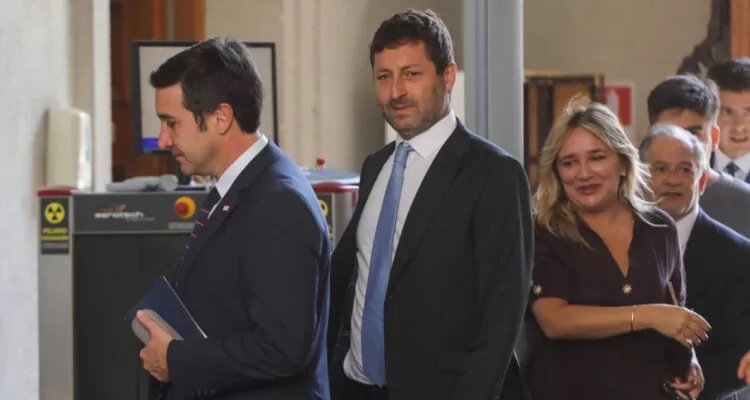 La UDI se suma a viaje presidencial a Argentina en medio de polémica por fuga de Apablaza