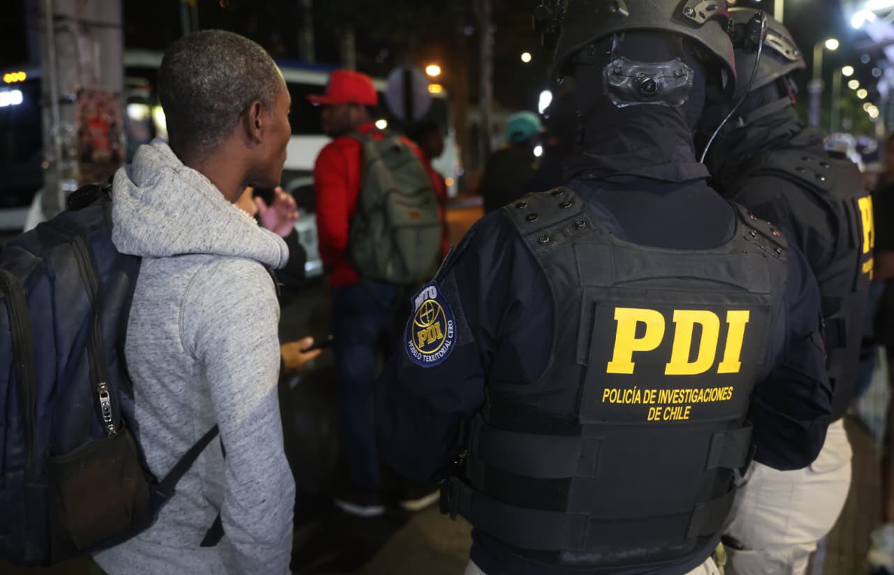 Mega operativo policial en la RM deja 56 detenidos