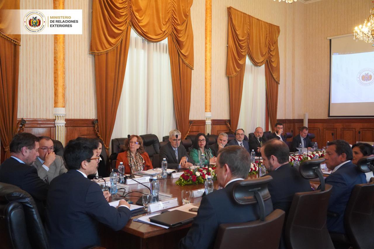 Canciller destaca reunión con empresarios bolivianos y aboga por una relación renovada “centrada en resultados concretos en comercio e inversión”