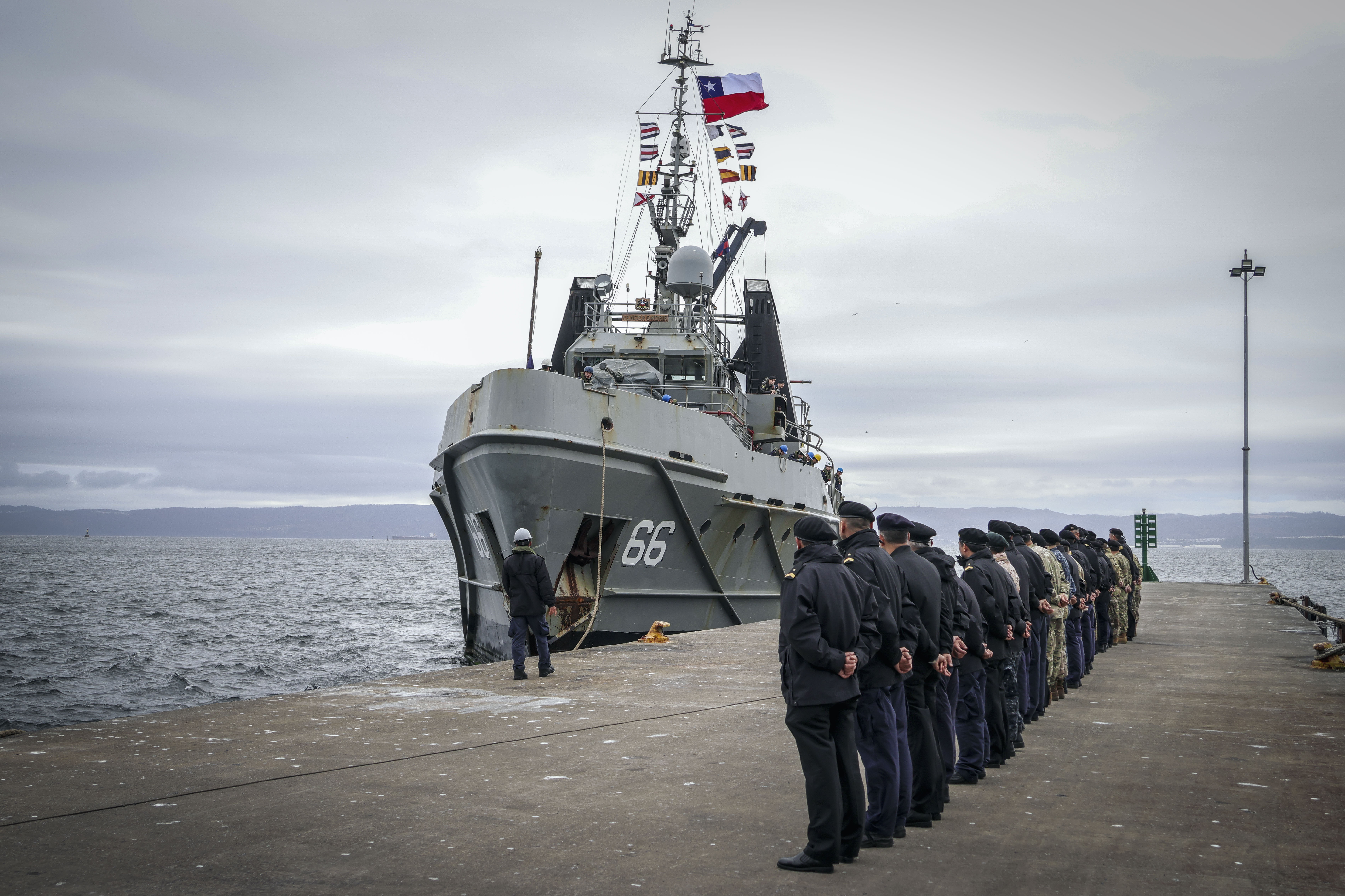 ATF “Galvarino” recala en su puerto base tras cuatro meses de despliegue en la Antártica