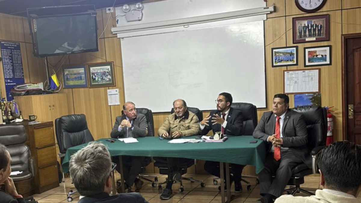 Autoridades regionales y ANFA Biobío acuerdan acciones para prevenir violencia en el fútbol amateur
