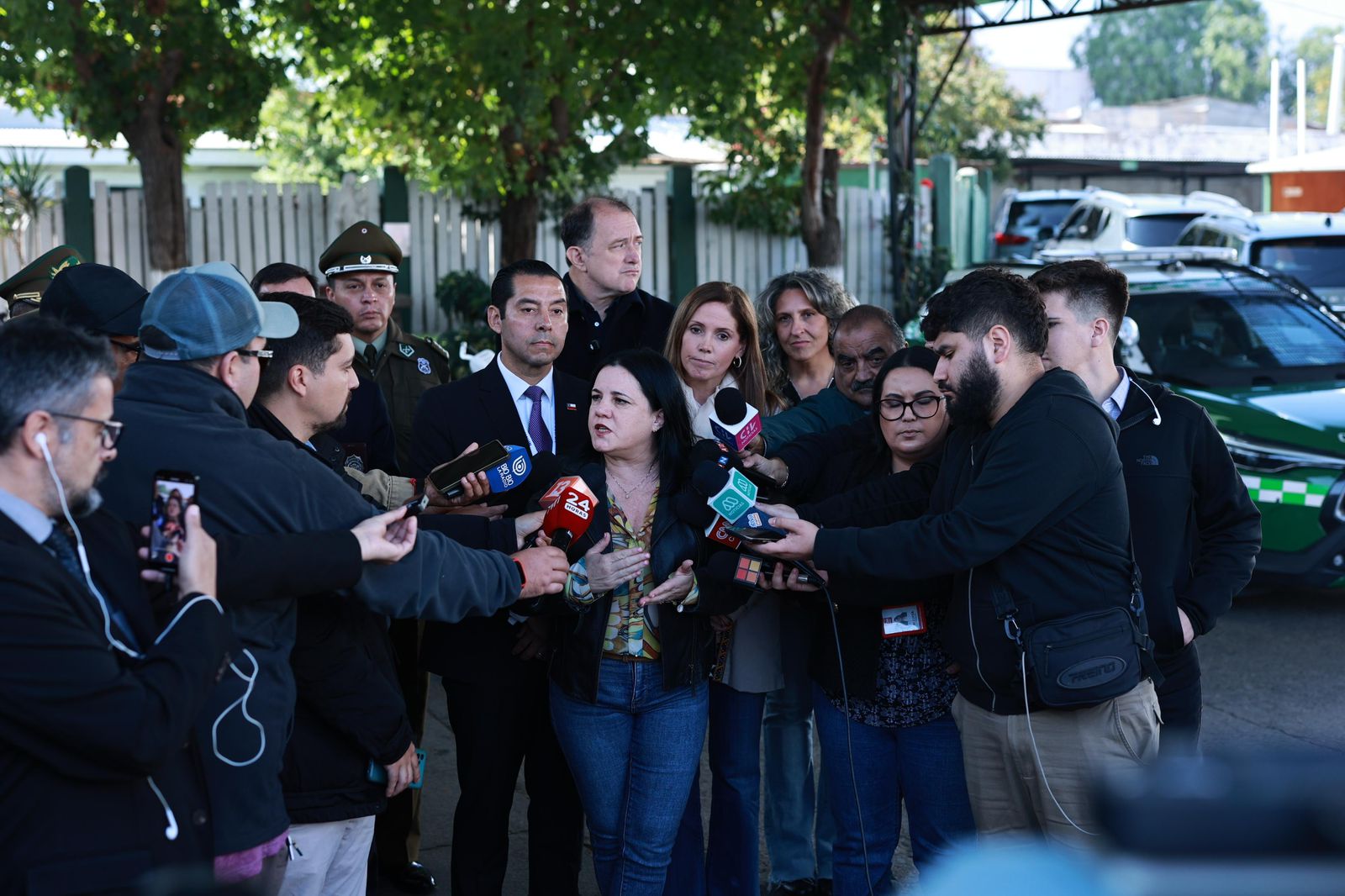 Steinert dice que Carabineros hará rondas “constantes” en colegios de mayor exposición