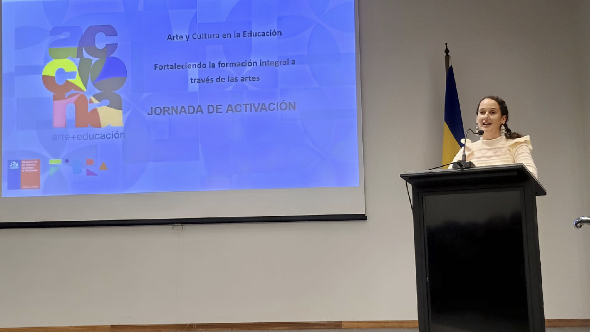 Programa Acciona 2026 inicia en Biobío fortaleciendo el vínculo entre el arte y la educación formal