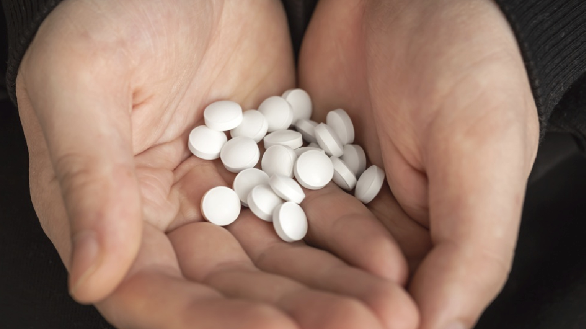 Intoxicaciones por paracetamol se disparan 500%: cómo reconocer síntomas y actuar a tiempo ante estas emergencias