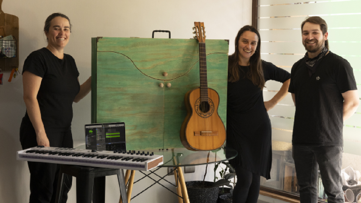 “El día en que el internet se acabó”: se estrena obra de narración oral en bibliotecas y teatros de Biobío y Ñuble
